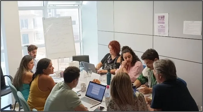 Encuentro Equipo programa Confía